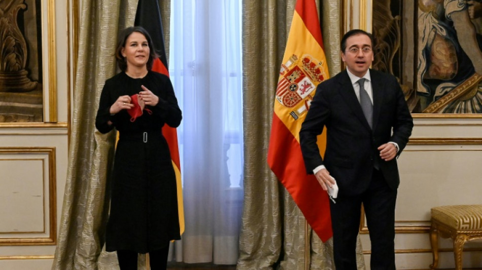 Baerbock fordert Moskau zu Umsetzung von angek&uuml;ndigtem Abzug von Ukraine-Grenze auf