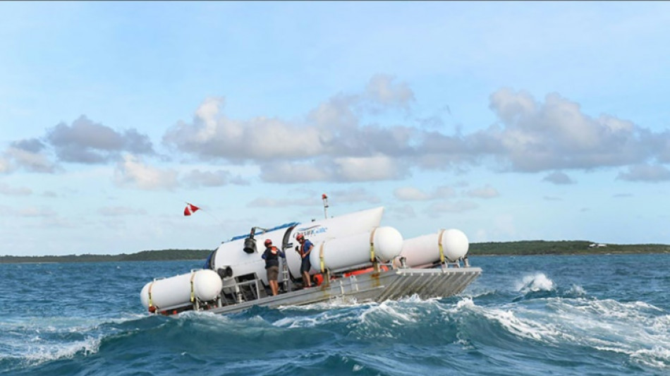 "Heftiges Klopfen" sch&uuml;rt Hoffnung bei Suche nach Mini-U-Boot im Nordatlantik