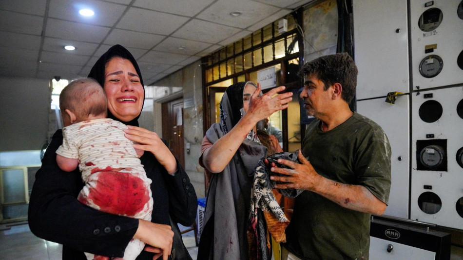 Teheran, 430 morti nei raid israeliani in Iran da inizio guerra