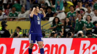 Jap&atilde;o goleia (4-0) e elimina Tun&iacute;sia da Copa do Mundo