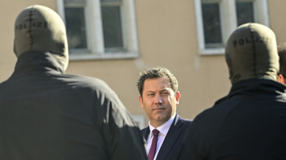 SPD-Spitze will sich Personaldebatte in Partei stellen - Parteilinke unzufrieden