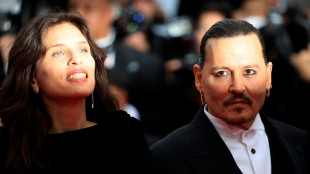 Festival de Cannes come&ccedil;a com o pol&ecirc;mico Johnny Depp como Lu&iacute;s XV