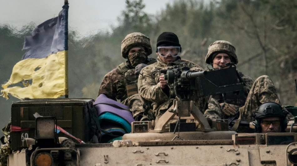 Ukraine: Biden alerte sur un risque d'"apocalypse" nucl&eacute;aire, Kiev regagne du terrain