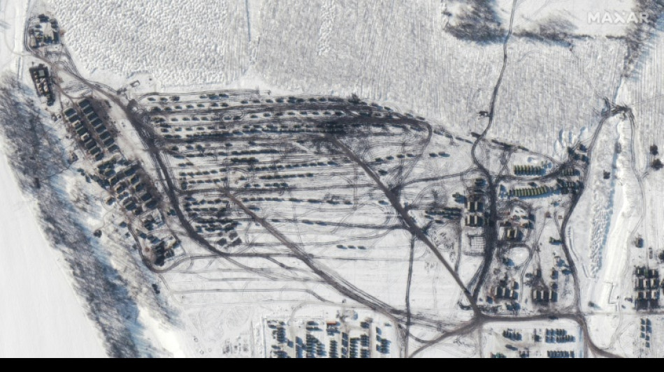 Kreml: Russische Soldaten an ukrainischer Grenze kehren teilweise in Garnisonen zur&uuml;ck