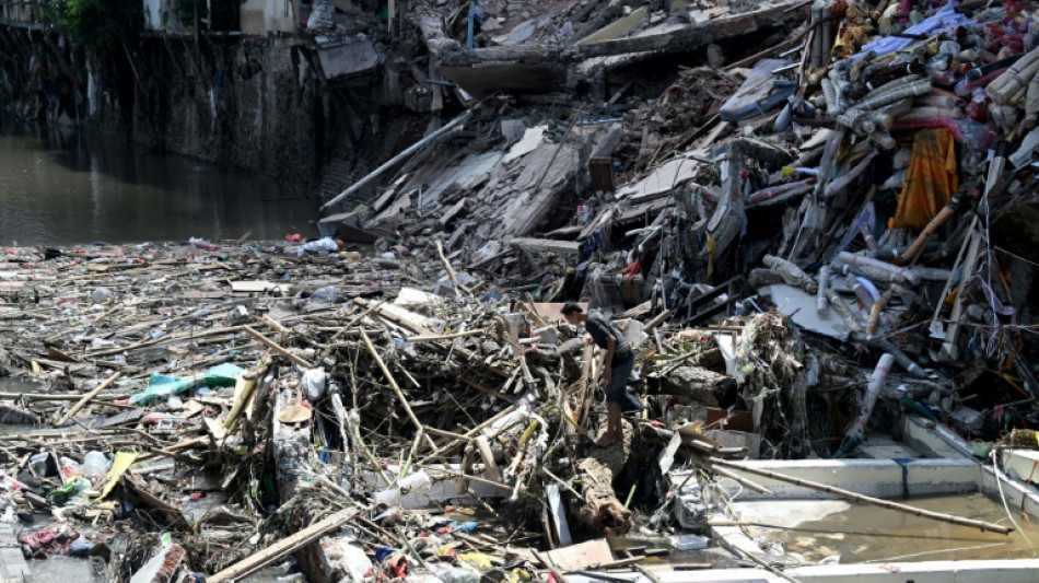 Indonésie: 23 morts dans les inondations à Bali et Florès, selon un nouveau bilan