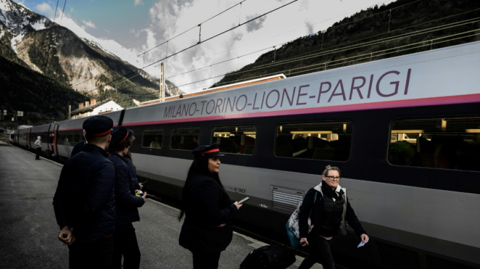 Unwetter in Alpen: Bahnstrecke Paris-Mailand erneut gesperrt