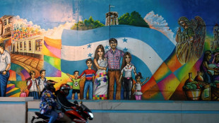 Artistas hondure&ntilde;os crean una galer&iacute;a a cielo abierto en Tegucigalpa