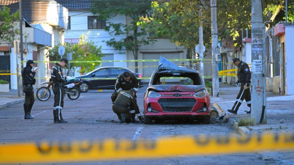"Un d&iacute;a nada f&aacute;cil": Coches bomba sacuden capital de Ecuador