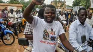 Llega a N&iacute;ger una delegaci&oacute;n oeste-africana para buscar una soluci&oacute;n "amigable" 