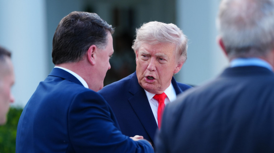 Trump, Iran ha violato il cessate il fuoco con gli attacchi a Hormuz
