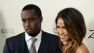 Una expareja de Diddy Combs cuenta que tomaba drogas para soportar los abusos