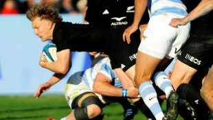 Fast-starting All Blacks overwhelm Pumas with seven tries