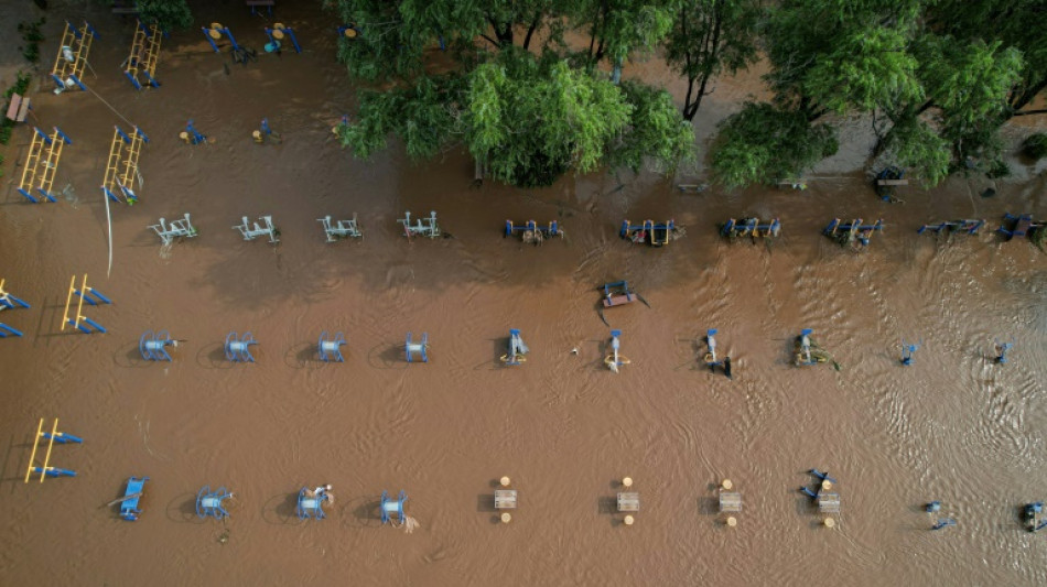 Déluge et inondations en Chine, 30 morts et 80.000 évacuations à Pékin