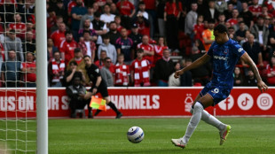 Chelsea boss Maresca eager to sign new defender as Colwill cover