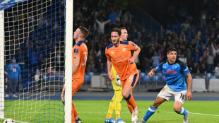 Simeone double fires red-hot Napoli past Rangers