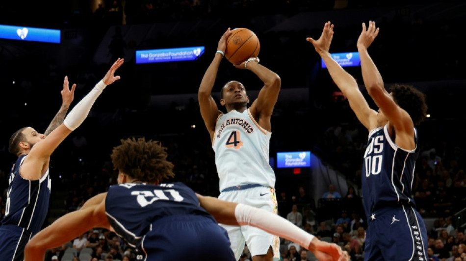 NBA Spurs agree to four-year extension with Fox: reports