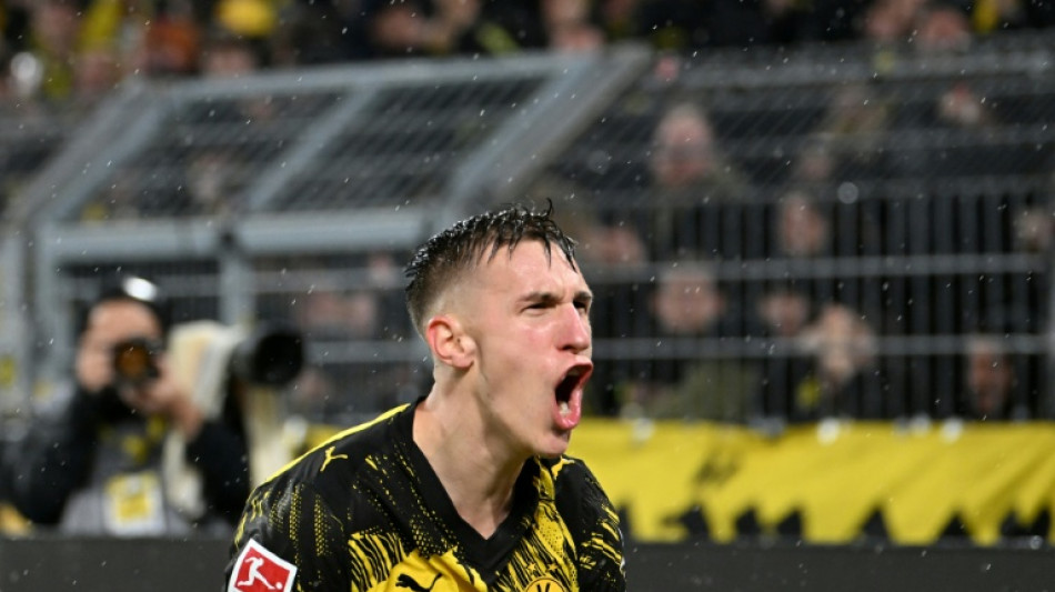 Dortmund vence Hoffenheim e se mantém na cola do vice-líder Leipzig