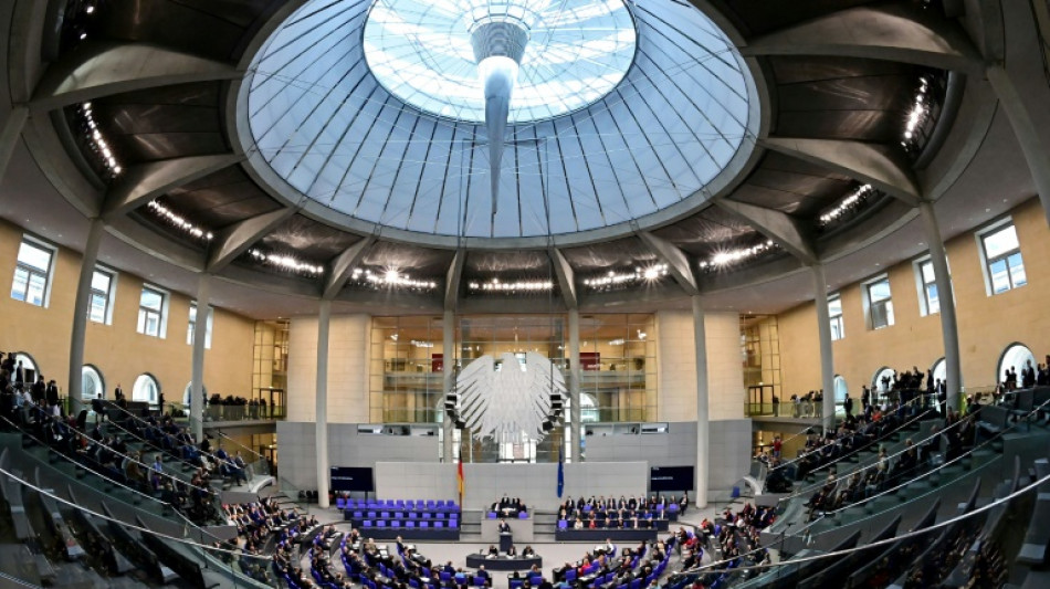 Bundestag w&auml;gt erstmals in Debatte F&uuml;r und Wider von Impfpflicht ab