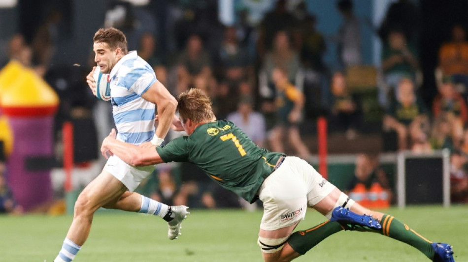 Argentina slam referee after four yellow cards and 22 penalties