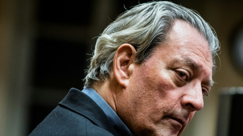 L'&eacute;crivain Paul Auster, malade, pas sorti du "Cancerland", t&eacute;moigne sa femme Siri Hustvedt