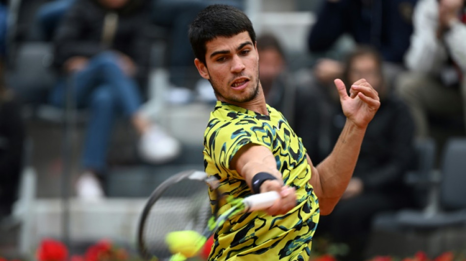 Alcaraz marks return to world number one with victory on Rome debut