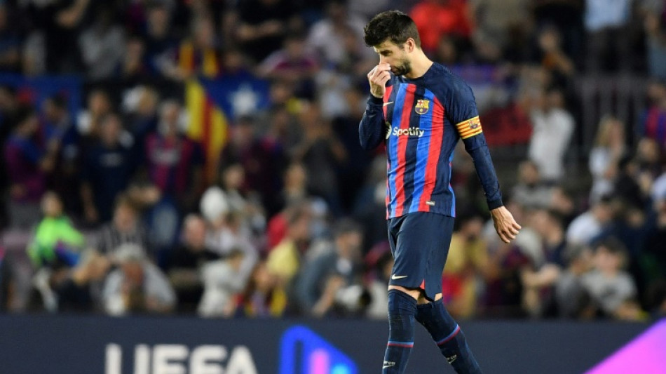 Veterans' errors cost Barca dear in Champions League again