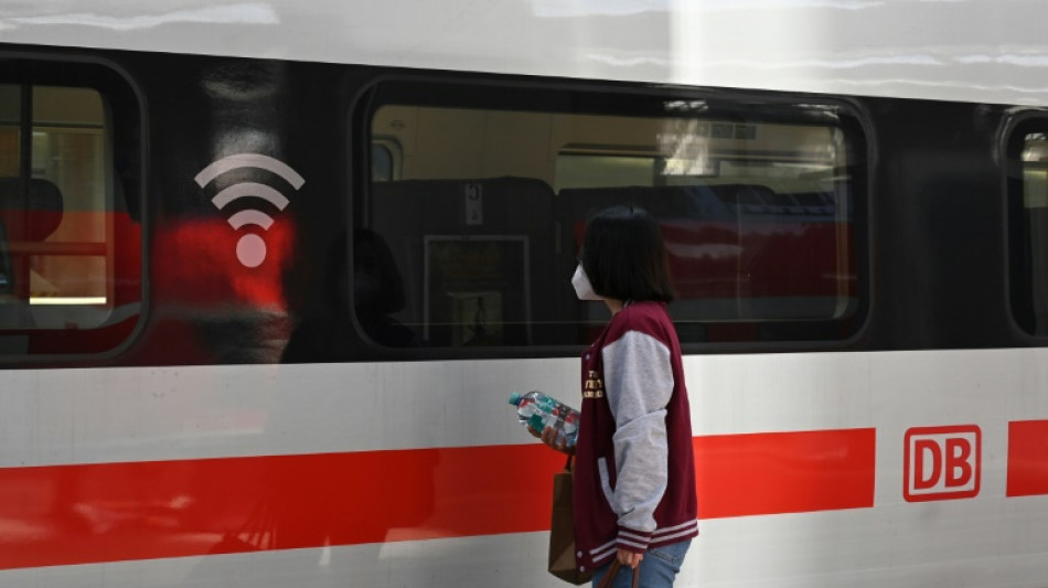 Deutsche Bahn erwartet nach Sturm Einschr&auml;nkungen bis Montagnachmittag