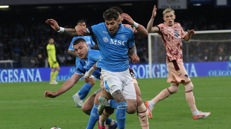 Napoli a Riad con Lukaku in panchina, ma perde Olivera