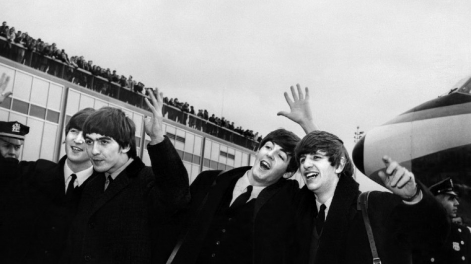 Sam Mendes dirigir&aacute; quatro filmes biogr&aacute;ficos sobre os Beatles