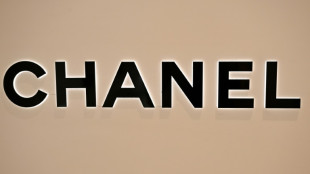 Paris: braquage à la voiture-bélier d'une boutique Chanel