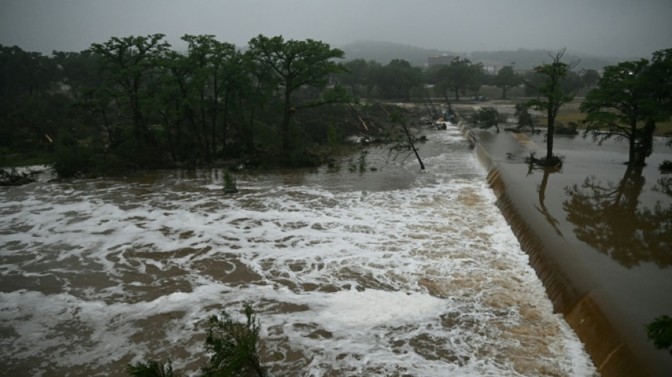 Intensa b&uacute;squeda de ni&ntilde;as desaparecidas en Texas tras inundaciones que dejan 50 muertos
