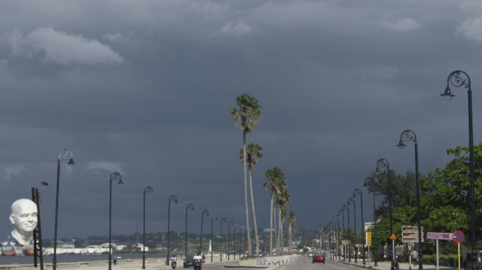 Sin luces ni el bullicio de anta&ntilde;o, La Habana aguarda lo que est&aacute; por venir