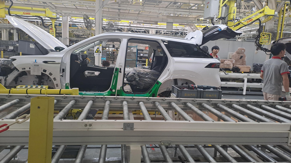 Utili industriali cinesi +18,7% nel semestre, superano i 512 miliardi di euro
