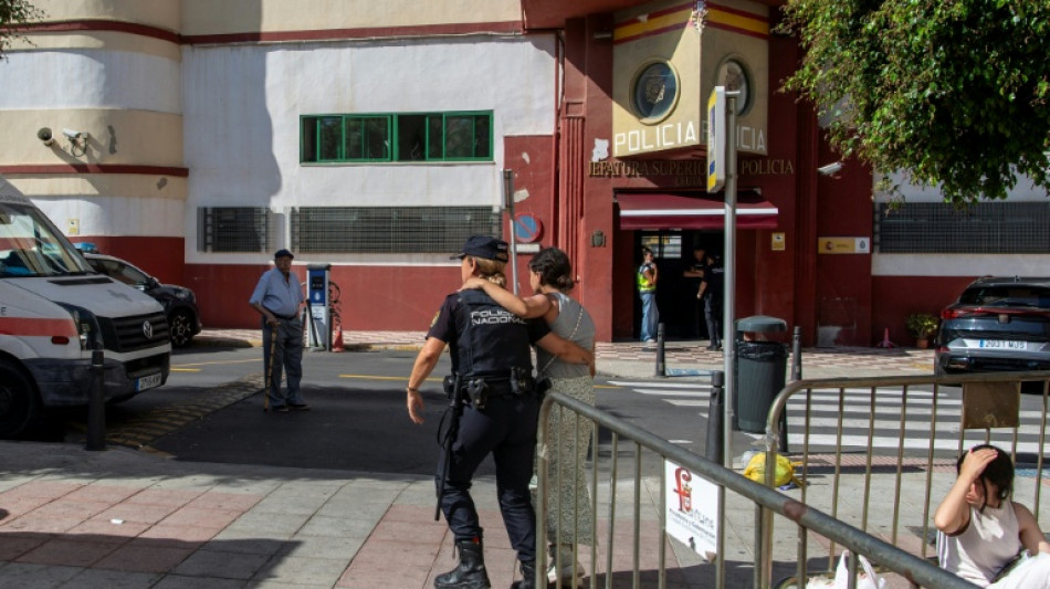 Espanha inicia controles fronteiri&ccedil;os com a It&aacute;lia ap&oacute;s crise migrat&oacute;ria