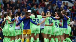 El FC Barcelona femenino levanta su sexta Liga F consecutiva