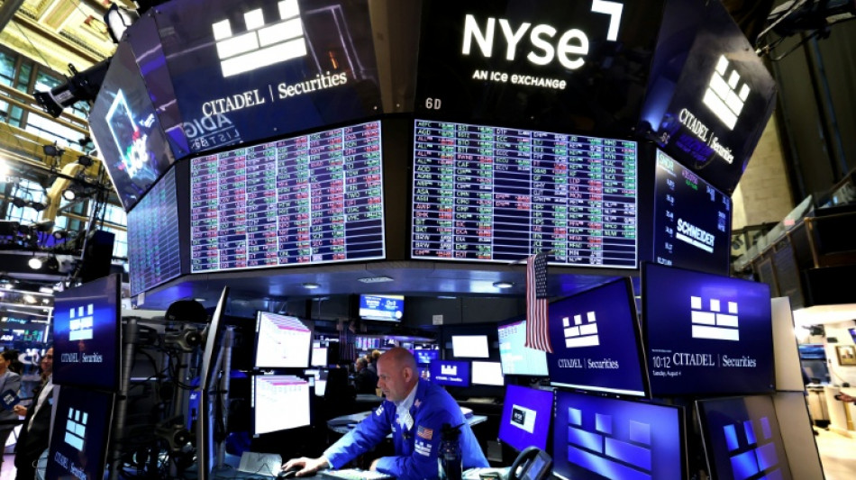 Wall Street cl&ocirc;ture en baisse avant l'inflation am&eacute;ricaine