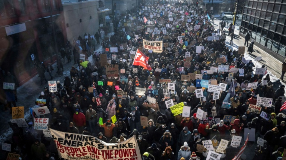 Todessch&uuml;sse in Minneapolis: Obama und Clinton rufen zu Protest gegen Polizeigewalt auf 