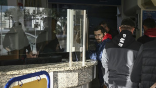 Gr&egrave;ce: 6.000 personnes quittent Santorin, nouveaux s&eacute;ismes