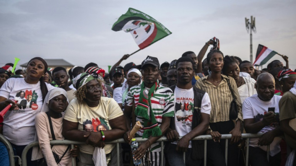 Ghana: dans un quartier de la capitale, deux candidats au coude-&agrave;-coude