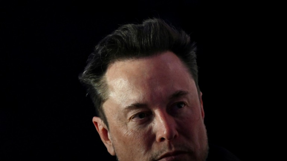 Musk met au d&eacute;fi un juge br&eacute;silien qu'il accuse de "censure"