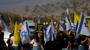Manifestantes exigem em Israel acordo sobre ref&eacute;ns em Gaza