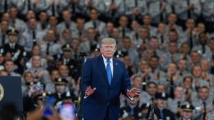 Trump, 'Xi arriva il 24 settembre, vorrei ospitare 3.000 persone alla Casa Bianca'