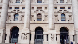 Borsa: Milano gira in calo (-0,2%) con l'Europa e i future Usa