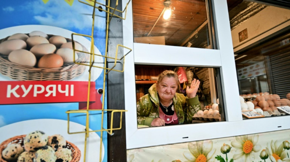 Au march&eacute; de Boutcha, vivre "pour ne pas devenir fou"