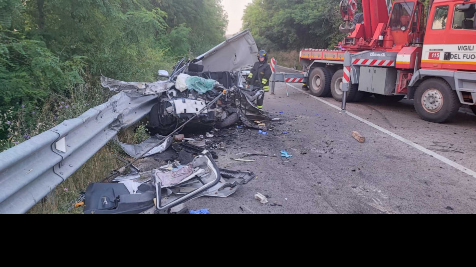 Scontro nella notte sulla Casilina, quattro morti