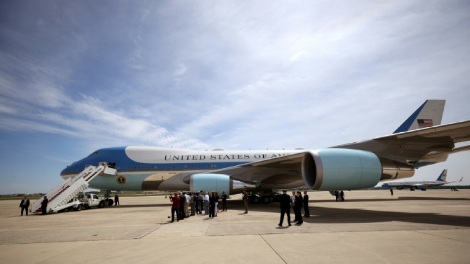 Trump diz que seria 'est&uacute;pido' rejeitar avi&atilde;o oferecido pelo Catar