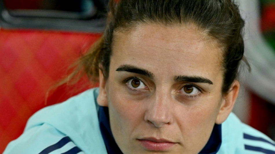 Slegers targets Lyon scalp in pursuit of Arsenal European glory 