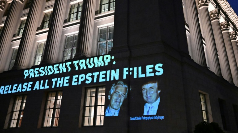 N&uacute;mero dos del Departamento de Justicia interroga por segundo d&iacute;a a c&oacute;mplice de Epstein