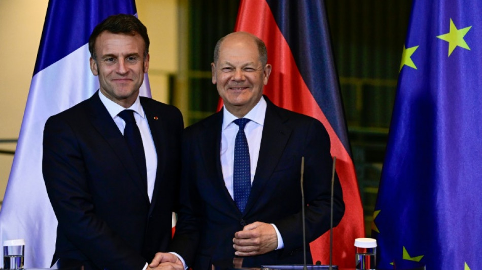 Scholz und Macron sagen Ukraine weitere milit&auml;rische Unterst&uuml;tzung zu