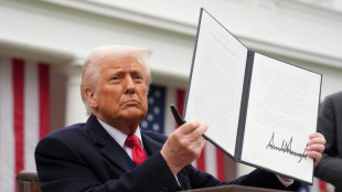 China espera "reciprocidad" en las conversaciones comerciales con EEUU en Suecia